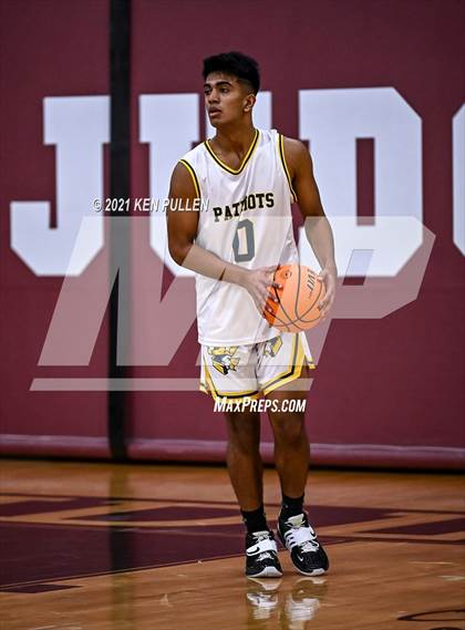 Thumbnail 1 in Chantilly vs. Virginia Academy photogallery.