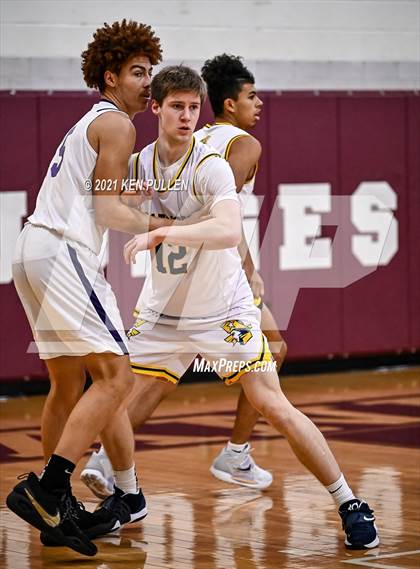 Thumbnail 3 in Chantilly vs. Virginia Academy photogallery.
