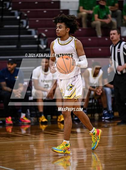 Thumbnail 3 in Chantilly vs. Virginia Academy photogallery.