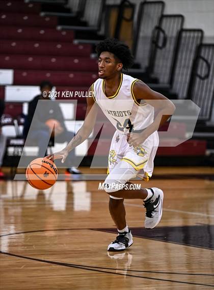 Thumbnail 3 in Chantilly vs. Virginia Academy photogallery.