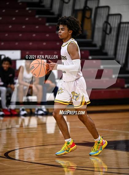 Thumbnail 3 in Chantilly vs. Virginia Academy photogallery.