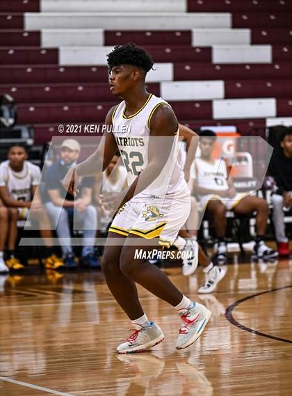 Thumbnail 2 in Chantilly vs. Virginia Academy photogallery.
