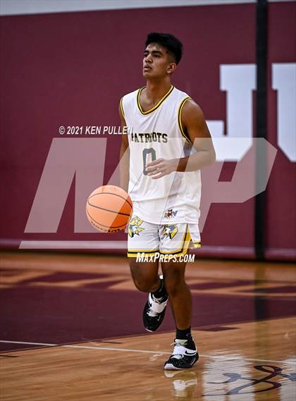 Thumbnail 3 in Chantilly vs. Virginia Academy photogallery.