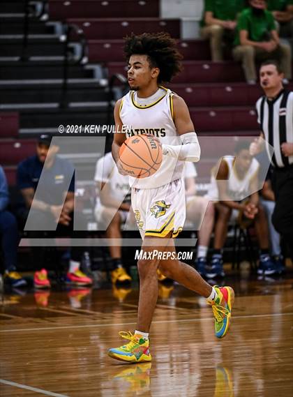 Thumbnail 1 in Chantilly vs. Virginia Academy photogallery.