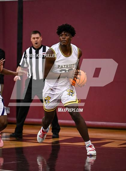 Thumbnail 3 in Chantilly vs. Virginia Academy photogallery.