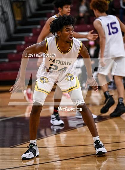 Thumbnail 2 in Chantilly vs. Virginia Academy photogallery.