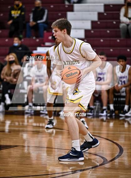 Thumbnail 1 in Chantilly vs. Virginia Academy photogallery.