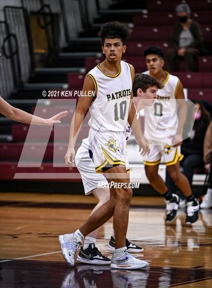 Thumbnail 3 in Chantilly vs. Virginia Academy photogallery.
