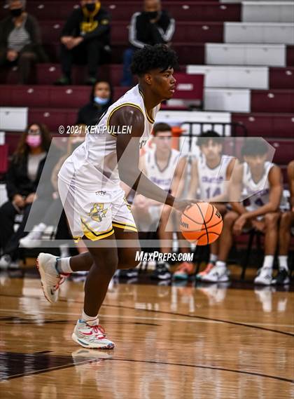 Thumbnail 2 in Chantilly vs. Virginia Academy photogallery.