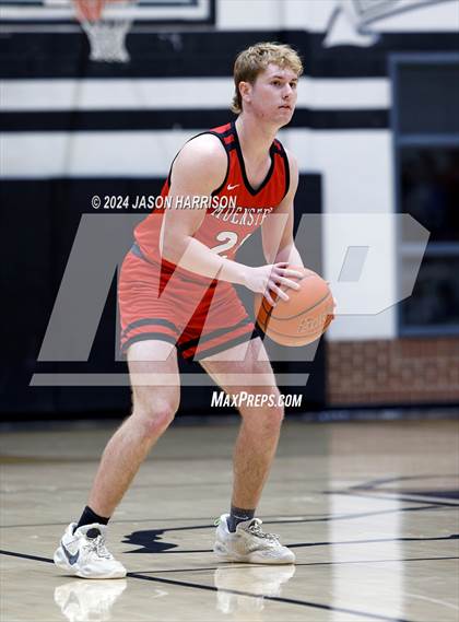 Thumbnail 3 in Honey Grove vs. Muenster (UIL Basketball 2A Regional Quarterfinal) photogallery.
