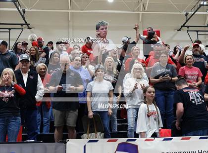 Thumbnail 3 in Honey Grove vs. Muenster (UIL Basketball 2A Regional Quarterfinal) photogallery.