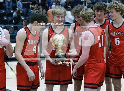 Thumbnail 2 in Honey Grove vs. Muenster (UIL Basketball 2A Regional Quarterfinal) photogallery.