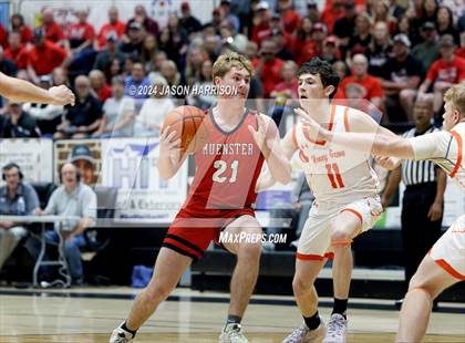 Thumbnail 2 in Honey Grove vs. Muenster (UIL Basketball 2A Regional Quarterfinal) photogallery.