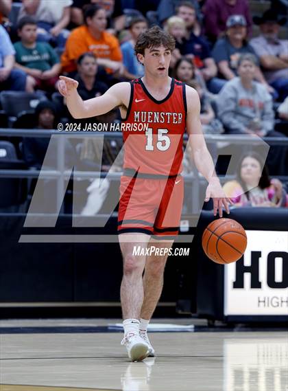 Thumbnail 2 in Honey Grove vs. Muenster (UIL Basketball 2A Regional Quarterfinal) photogallery.