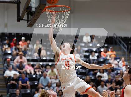 Thumbnail 3 in Honey Grove vs. Muenster (UIL Basketball 2A Regional Quarterfinal) photogallery.
