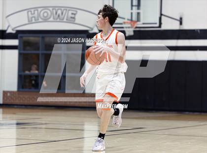 Thumbnail 2 in Honey Grove vs. Muenster (UIL Basketball 2A Regional Quarterfinal) photogallery.