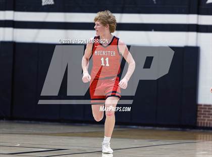 Thumbnail 1 in Honey Grove vs. Muenster (UIL Basketball 2A Regional Quarterfinal) photogallery.
