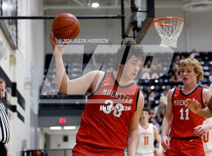 Thumbnail 2 in Honey Grove vs. Muenster (UIL Basketball 2A Regional Quarterfinal) photogallery.