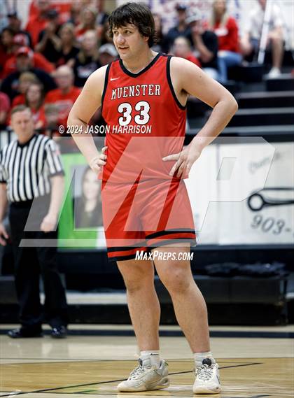 Thumbnail 2 in Honey Grove vs. Muenster (UIL Basketball 2A Regional Quarterfinal) photogallery.
