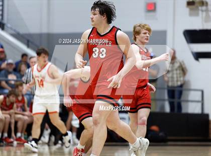 Thumbnail 3 in Honey Grove vs. Muenster (UIL Basketball 2A Regional Quarterfinal) photogallery.