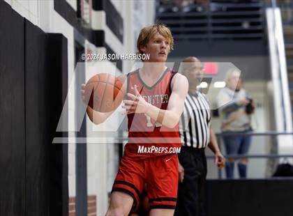 Thumbnail 3 in Honey Grove vs. Muenster (UIL Basketball 2A Regional Quarterfinal) photogallery.