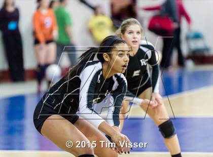 Thumbnail 1 in Rock Canyon vs. Arapahoe (CHSAA 5A Playoff) photogallery.