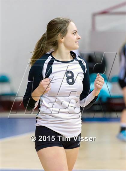 Thumbnail 2 in Rock Canyon vs. Arapahoe (CHSAA 5A Playoff) photogallery.