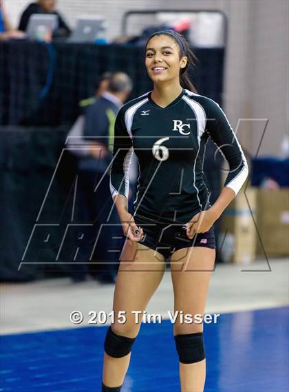 Thumbnail 1 in Rock Canyon vs. Arapahoe (CHSAA 5A Playoff) photogallery.