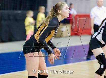 Thumbnail 2 in Rock Canyon vs. Arapahoe (CHSAA 5A Playoff) photogallery.