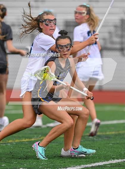 Thumbnail 3 in Cambridge vs. Chattahoochee (GHSA 5A-6A Semifinal) photogallery.