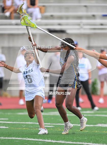 Thumbnail 2 in Cambridge vs. Chattahoochee (GHSA 5A-6A Semifinal) photogallery.
