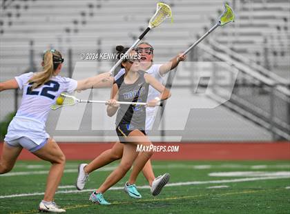 Thumbnail 3 in Cambridge vs. Chattahoochee (GHSA 5A-6A Semifinal) photogallery.