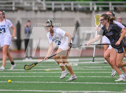 Thumbnail 3 in Cambridge vs. Chattahoochee (GHSA 5A-6A Semifinal) photogallery.