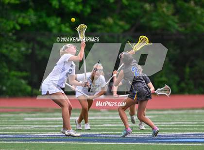 Thumbnail 3 in Cambridge vs. Chattahoochee (GHSA 5A-6A Semifinal) photogallery.
