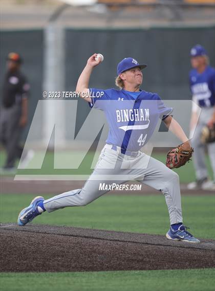 Thumbnail 1 in Mountain Ridge vs. Bingham (UHSAA 6A Bracket Play) photogallery.