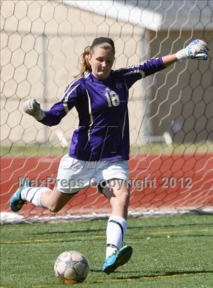 Thumbnail 2 in Arapahoe @ Fort Collins photogallery.