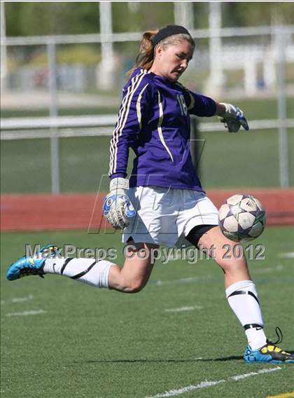 Thumbnail 1 in Arapahoe @ Fort Collins photogallery.