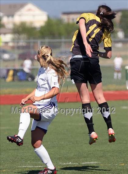 Thumbnail 1 in Arapahoe @ Fort Collins photogallery.