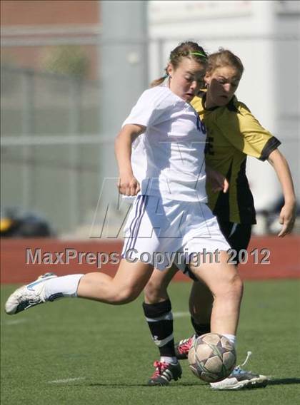 Thumbnail 2 in Arapahoe @ Fort Collins photogallery.