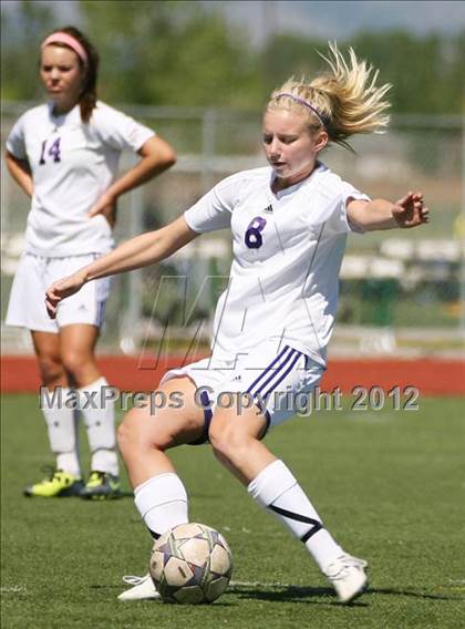 Thumbnail 1 in Arapahoe @ Fort Collins photogallery.