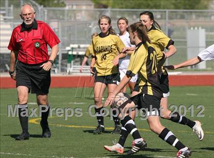 Thumbnail 2 in Arapahoe @ Fort Collins photogallery.