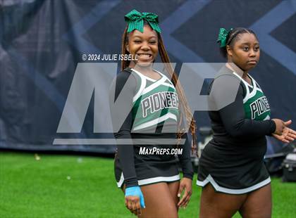 Thumbnail 1 in Fort Bend Marshall vs. Iowa Colony (UIL 5A- D2 Football Regional Semi)  photogallery.
