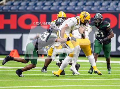 Thumbnail 2 in Fort Bend Marshall vs. Iowa Colony (UIL 5A- D2 Football Regional Semi)  photogallery.