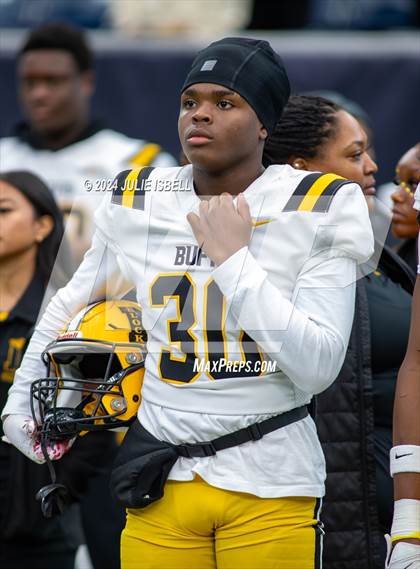 Thumbnail 2 in Fort Bend Marshall vs. Iowa Colony (UIL 5A- D2 Football Regional Semi)  photogallery.