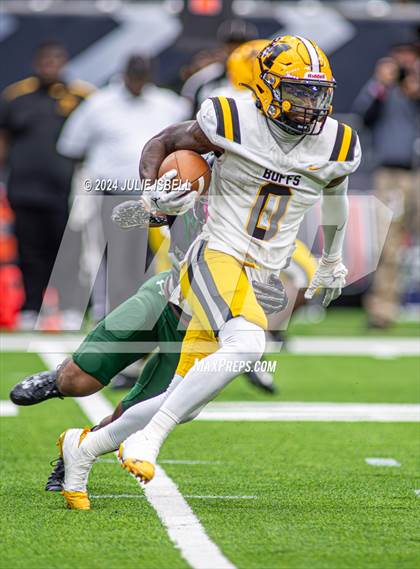 Thumbnail 2 in Fort Bend Marshall vs. Iowa Colony (UIL 5A- D2 Football Regional Semi)  photogallery.