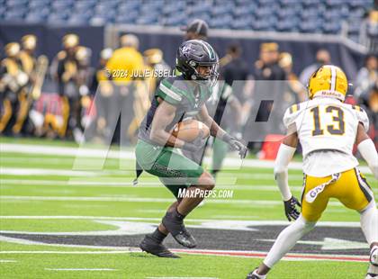 Thumbnail 2 in Fort Bend Marshall vs. Iowa Colony (UIL 5A- D2 Football Regional Semi)  photogallery.