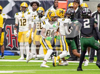 Thumbnail 3 in Fort Bend Marshall vs. Iowa Colony (UIL 5A- D2 Football Regional Semi)  photogallery.