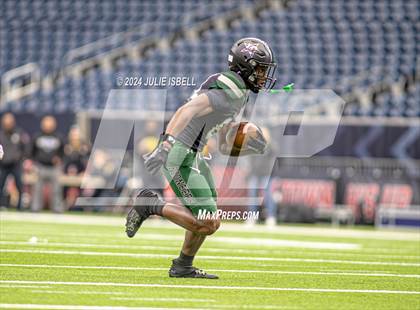 Thumbnail 2 in Fort Bend Marshall vs. Iowa Colony (UIL 5A- D2 Football Regional Semi)  photogallery.