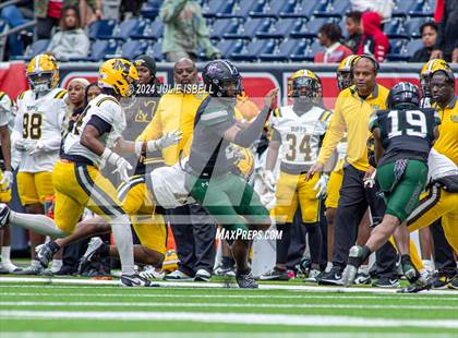Thumbnail 1 in Fort Bend Marshall vs. Iowa Colony (UIL 5A- D2 Football Regional Semi)  photogallery.