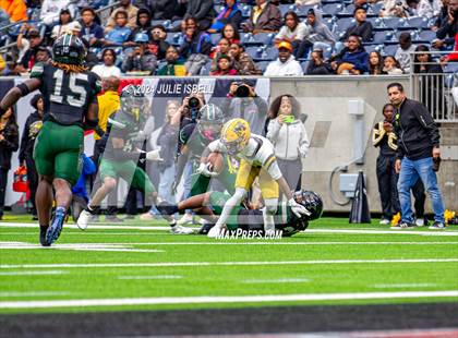 Thumbnail 1 in Fort Bend Marshall vs. Iowa Colony (UIL 5A- D2 Football Regional Semi)  photogallery.